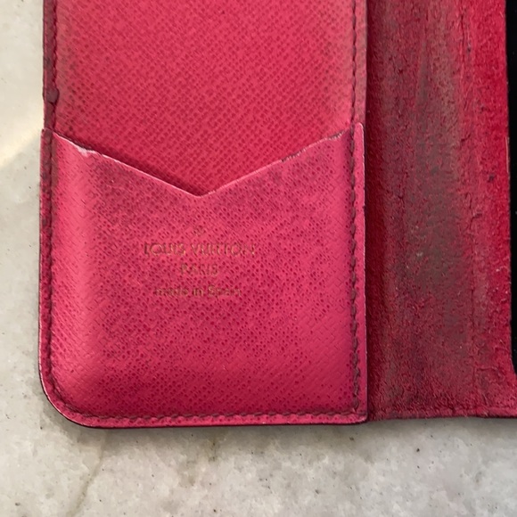 Louis Vuitton iPhone folio for iPhone 7/8 (not pro) - Picture 5 of 6